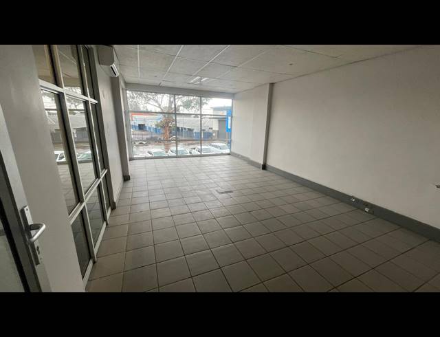 452M² WAREHOUSE TO LET IN SILVERTON
